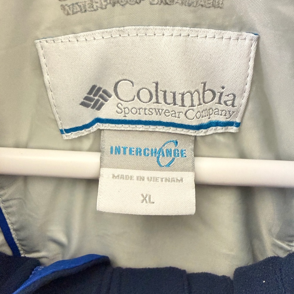 Columbia Blue and Dark Gray Ski Jacket - Picture 5 of 10